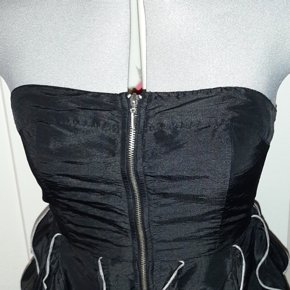 DAISY Black Cocktail Ruffle Dress Mini Large - Picture 2 of 6